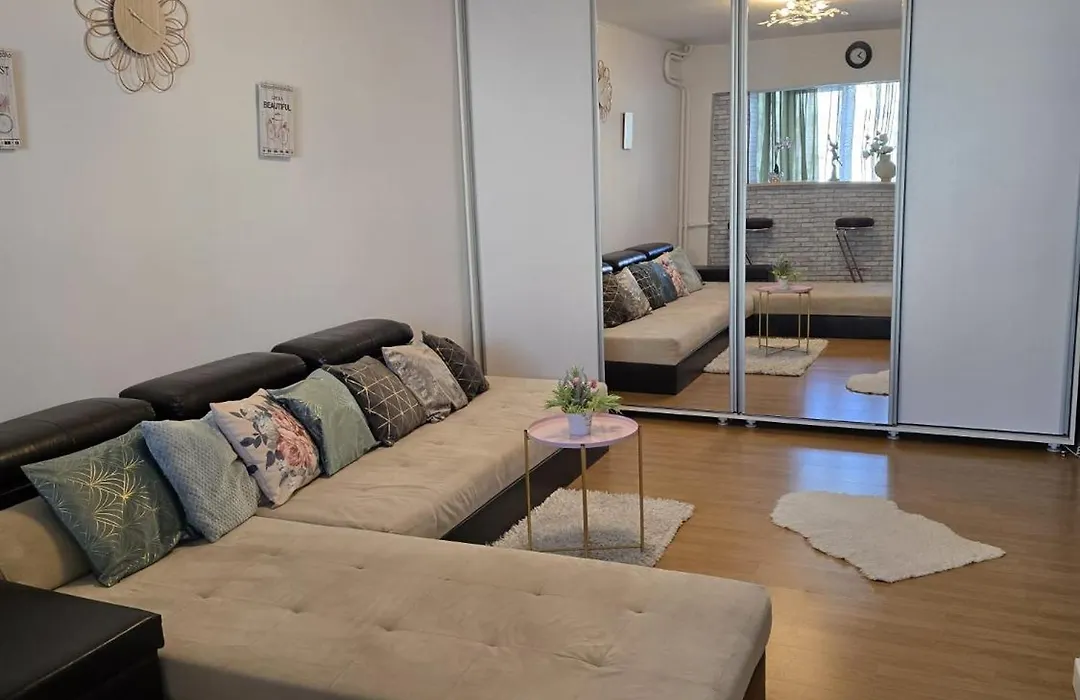 Apartament Ultracentral 3 Camere-1